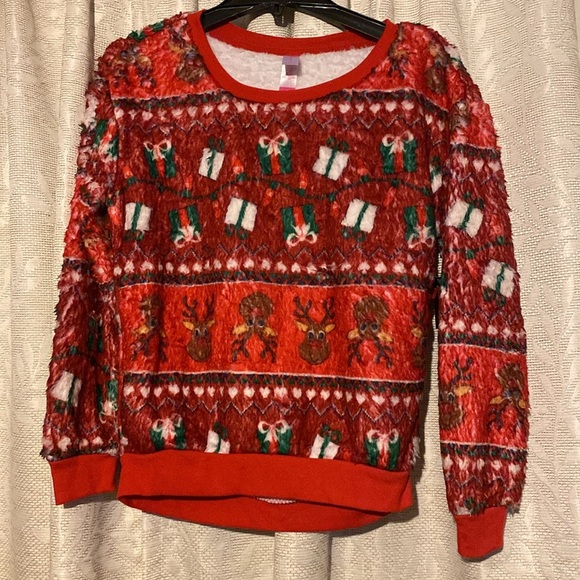 No Boundaries Christmas Sweater - Picture 6 of 6